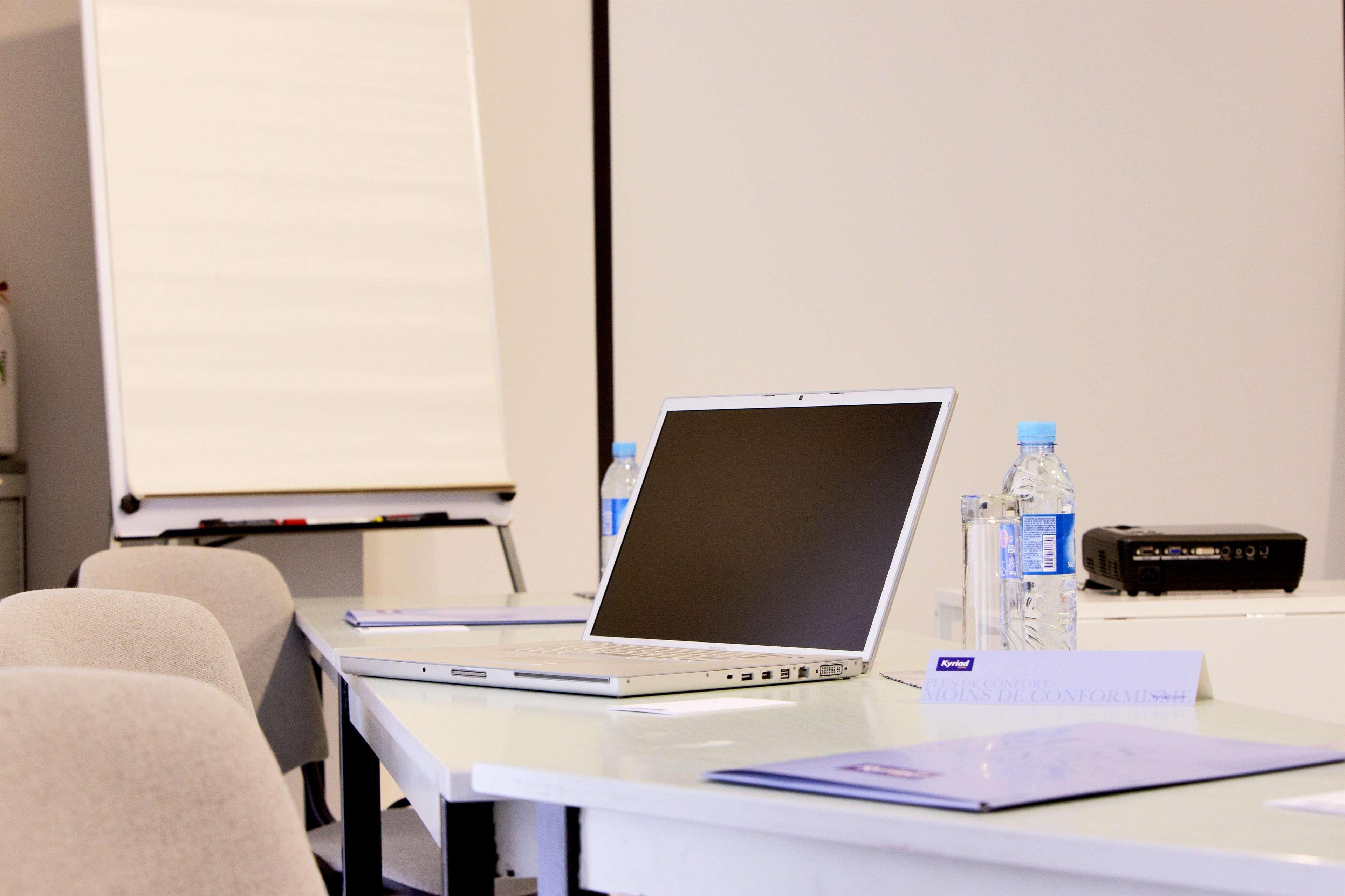 Kyriad Nimes Centre מראה חיצוני תמונה
