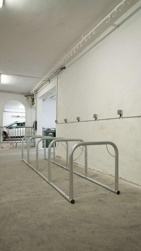 Kyriad Nimes Centre מראה חיצוני תמונה